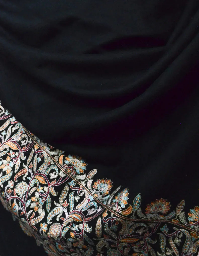 Black Pashmina Shawl With Sozni Embroidery 5714