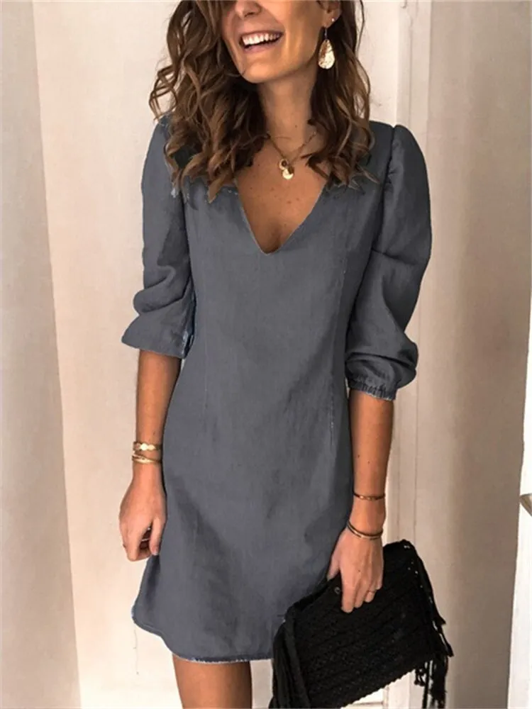 Caroline - V-neck casual dress