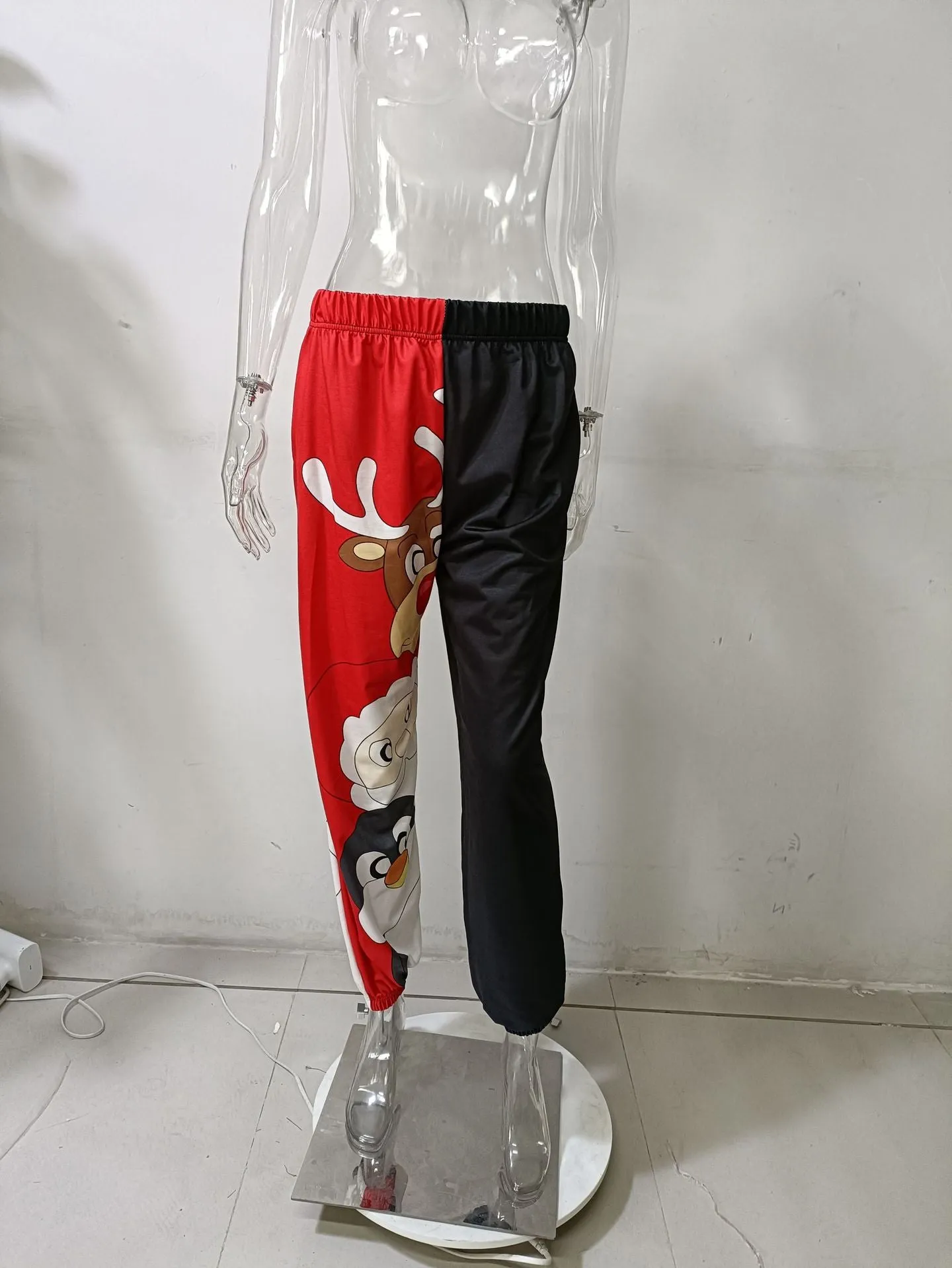 Christmas-themed Autumn/Winter Women's Fashion - Loose Fit Printed Athletic Harem Pants with a Touch of Plaid Elegance