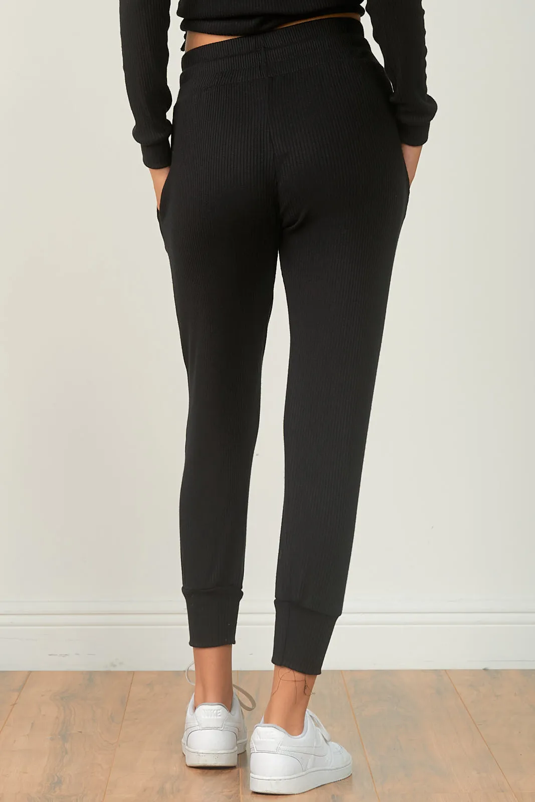 Elan Thin Ribbed Jogger Pants