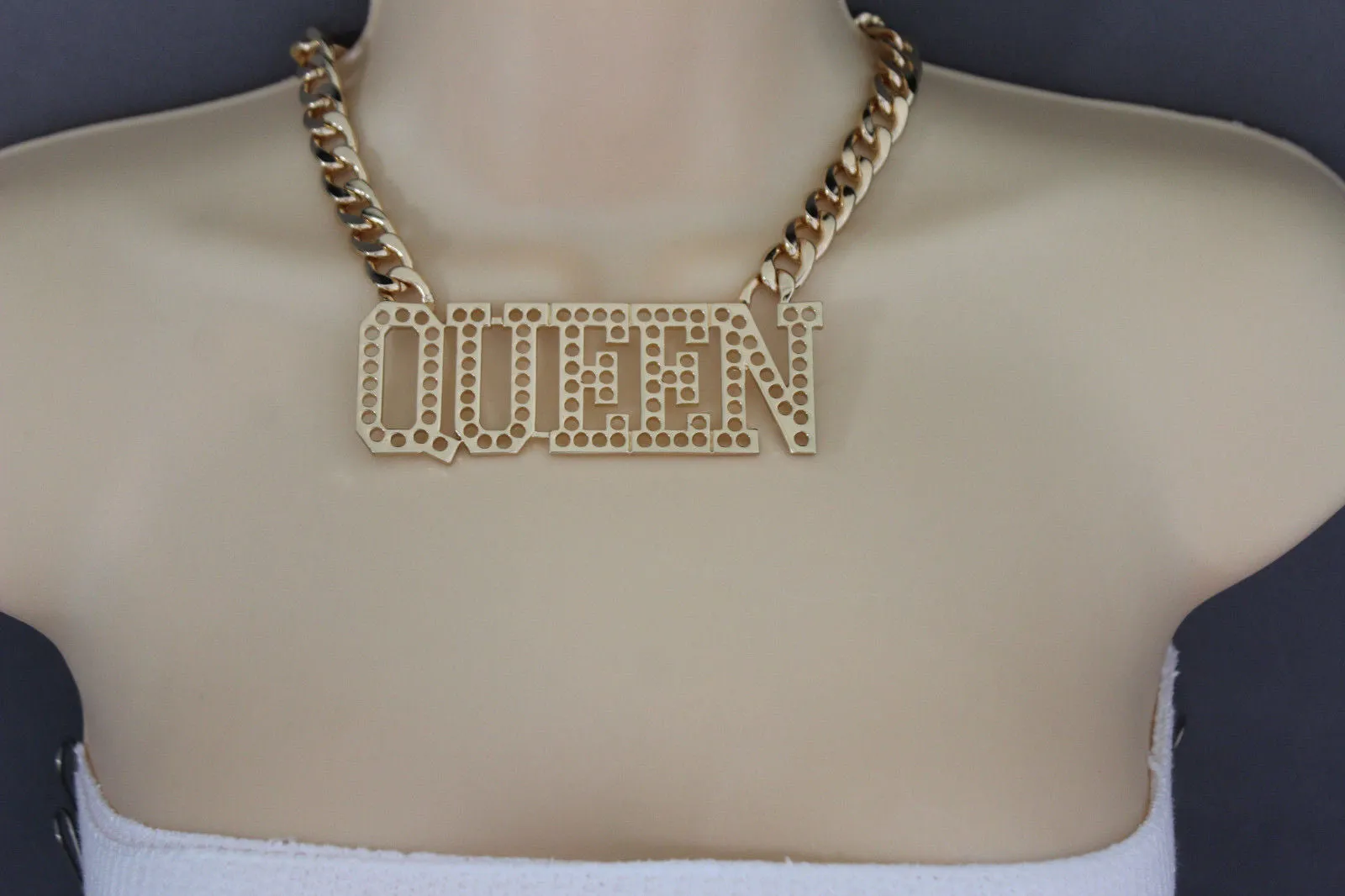 Gold Metal Chain Link Big QUEEN Holes Charm Short Necklace