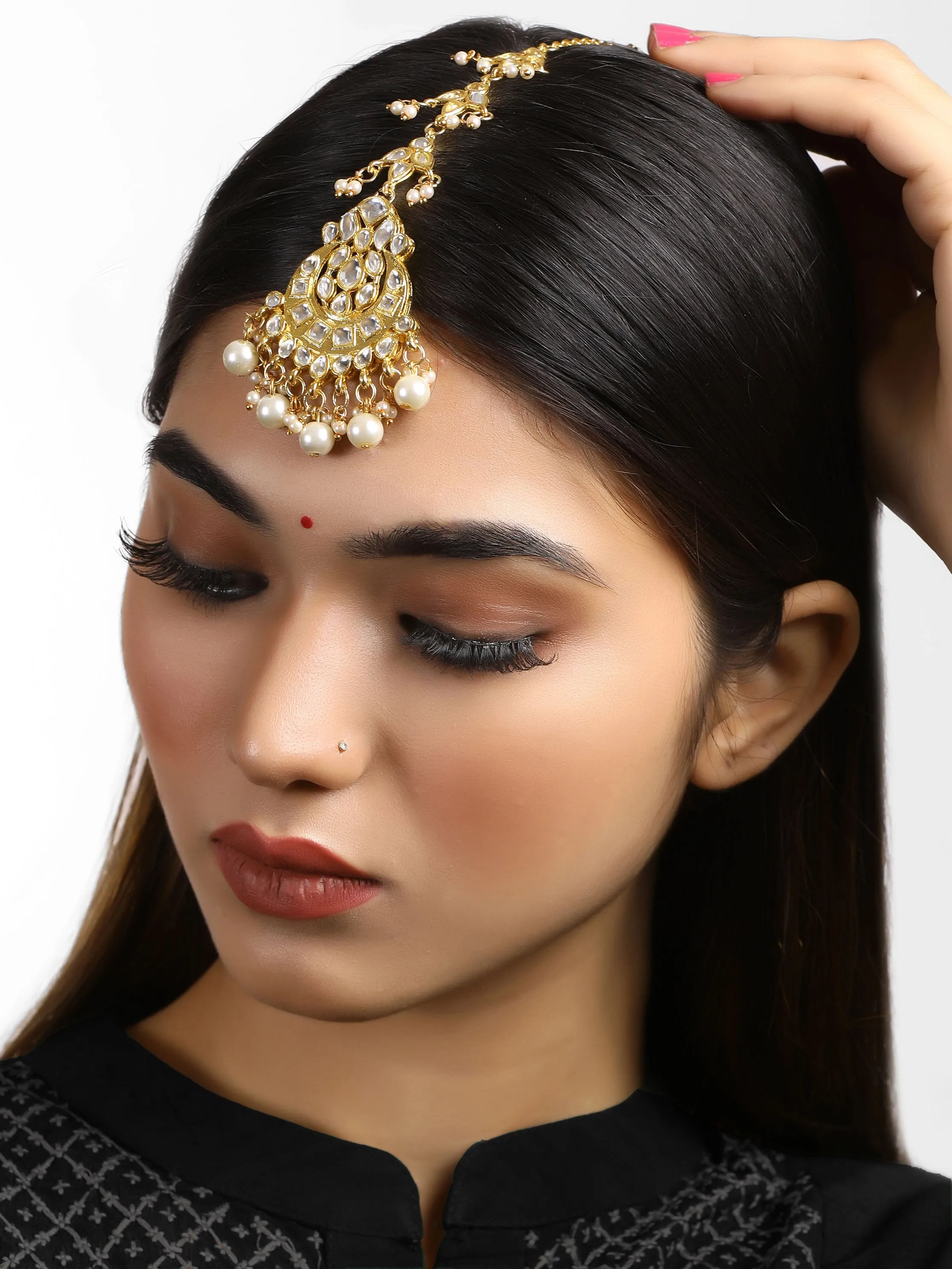 Gold-Toned Kundan Studded Traditional Maangtikka