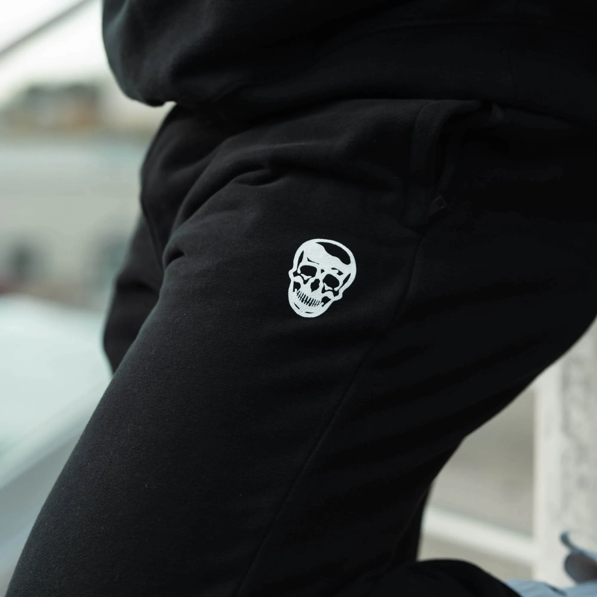 Heavyweight Core Skull Jogger - Black/White