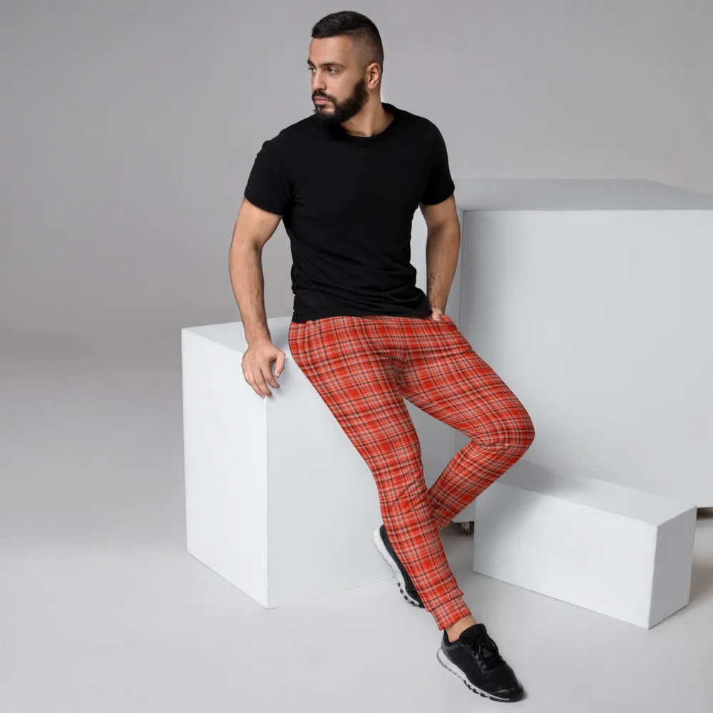 Red Plaid Print Men's Joggers, Classic Scottish Plaid Designer Sweatpants For Men- Made in EU