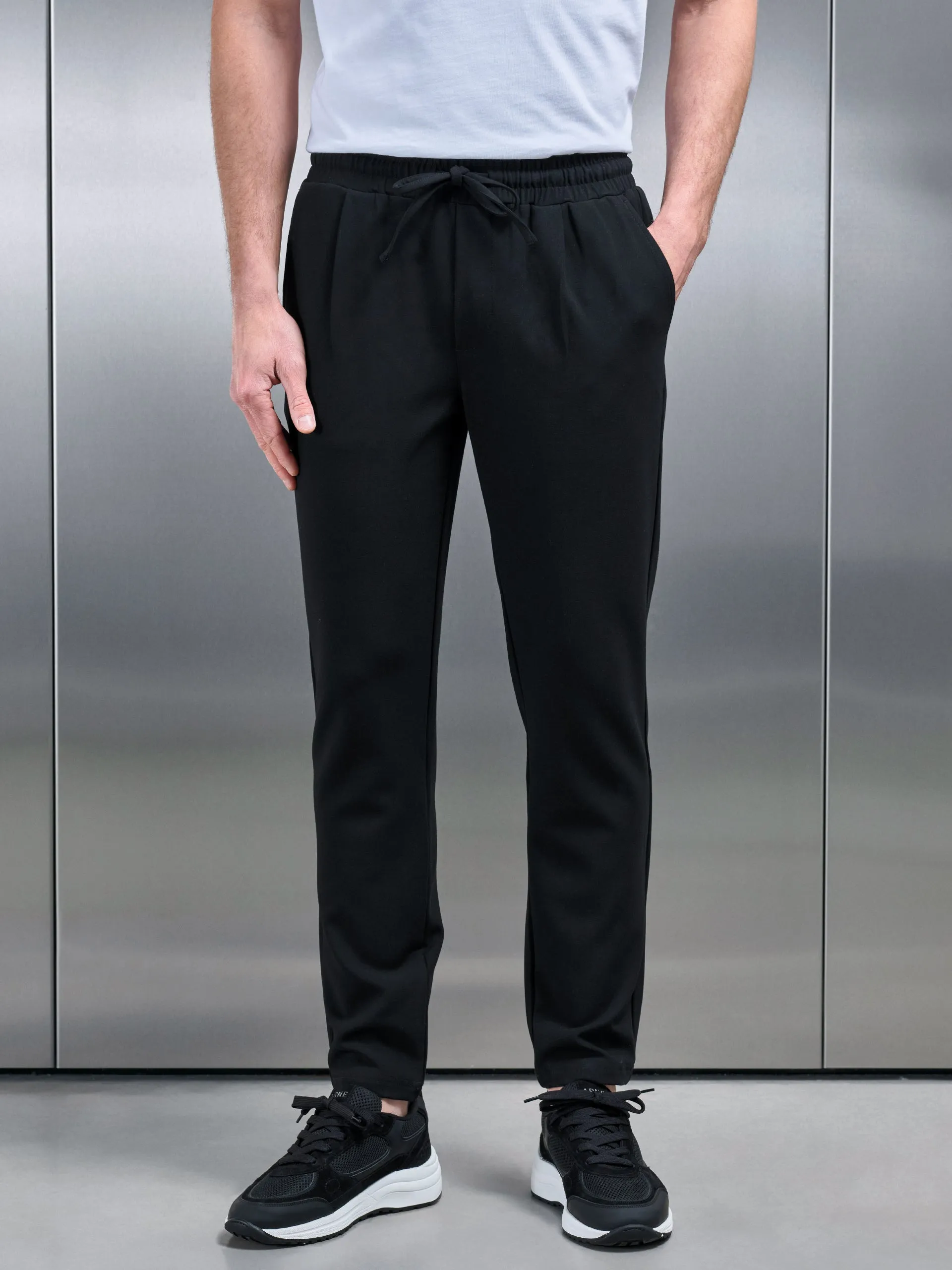 Smart Casual Trouser in Black