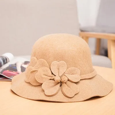 Vintage Stylish Fall Winter Hat with Floral Design Detail